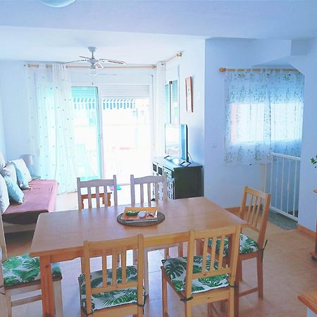 Willa Casa Familiar A Pie De Piscina Vera Zewnętrze zdjęcie