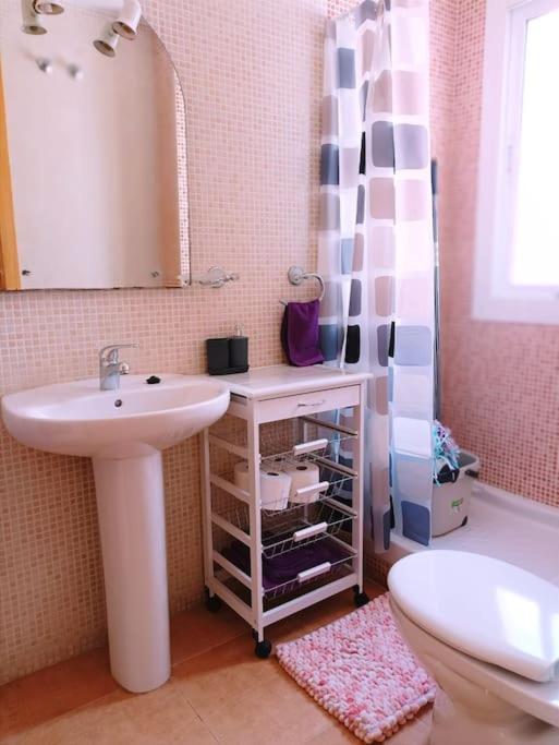 Willa Casa Familiar A Pie De Piscina Vera Zewnętrze zdjęcie